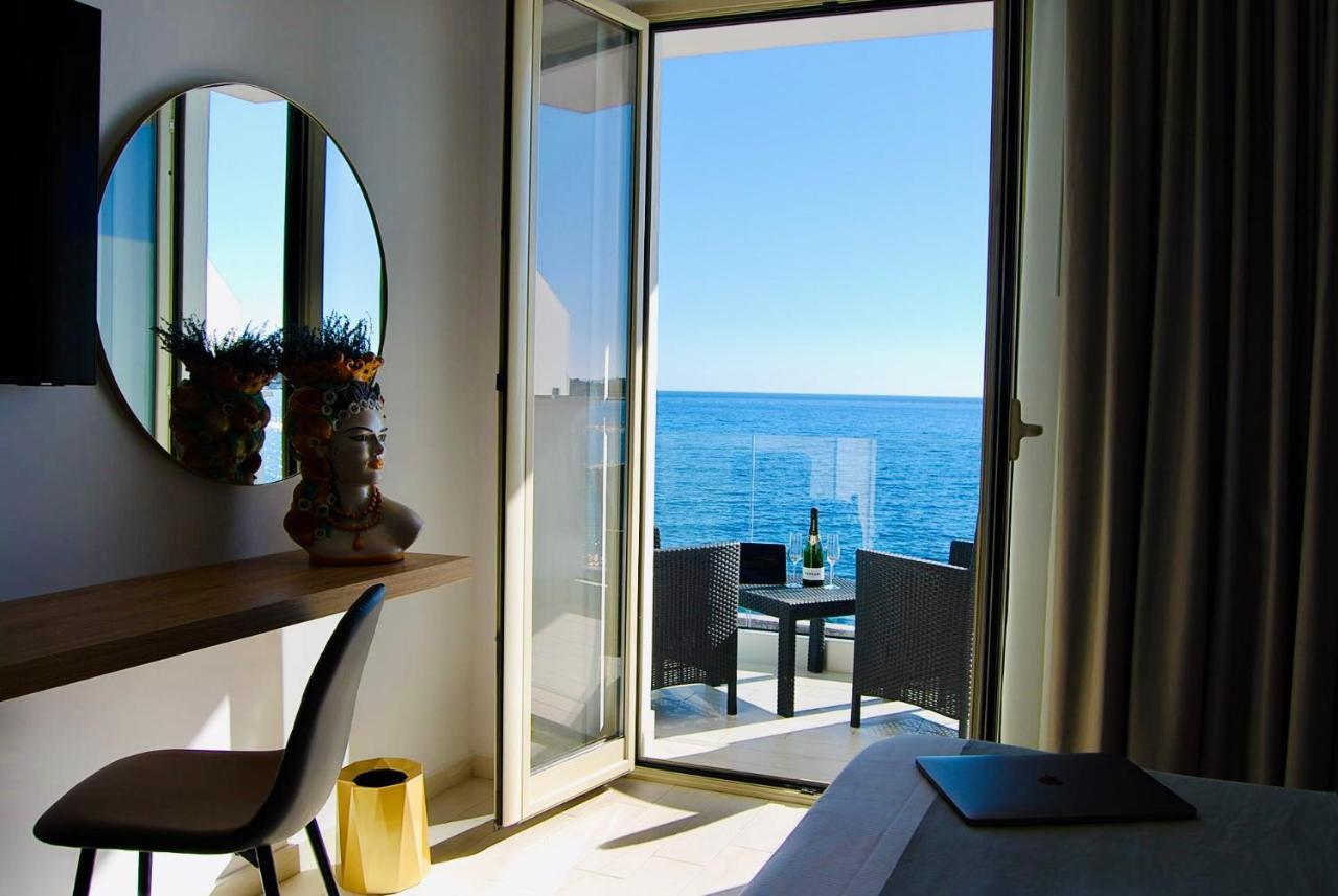Naxos Marina Bay Bed & Breakfast Giardini Naxos Exterior foto