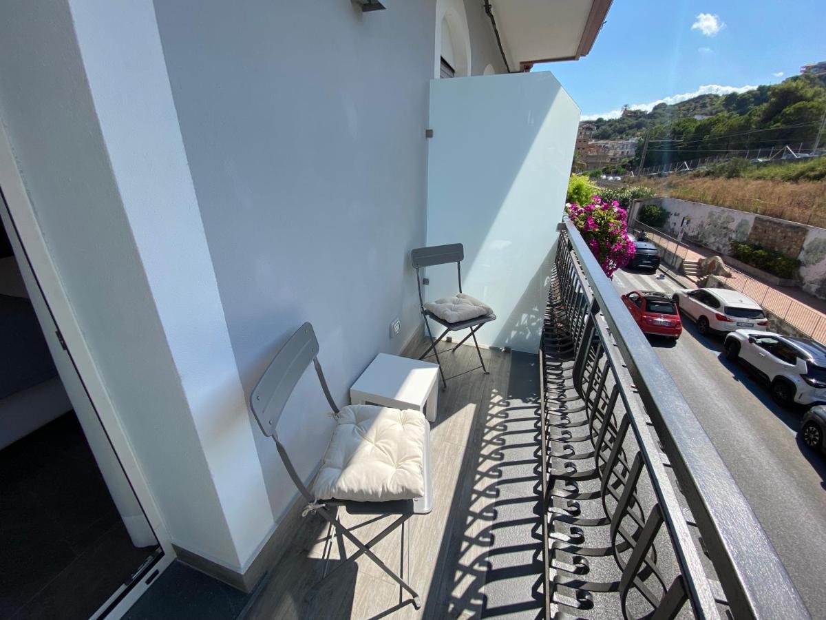 Naxos Marina Bay Bed & Breakfast Giardini Naxos Exterior foto